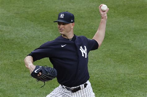 Yankees luck out to avoid J.A. Happ money dilemma