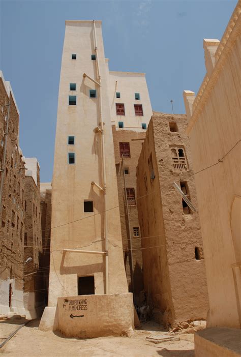 Shibam - A Skyscraper Fortress Built from Mud