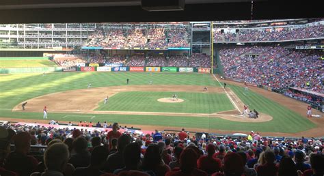 File:Lone Star Series, Houston Astros vs Texas Rangers at Globe Life Park in Arlington, 2013.jpg ...