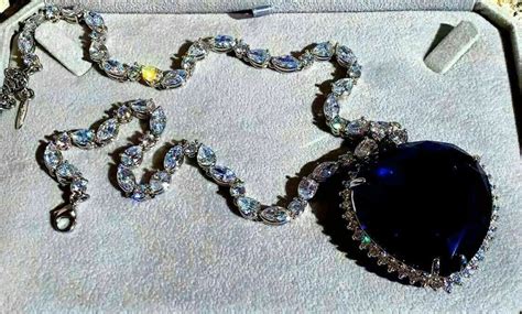 Kate Winslate Necklace Titanic Heart of the Ocean Necklace & Pendant 50 Ct Blue Sapphire Diamond ...