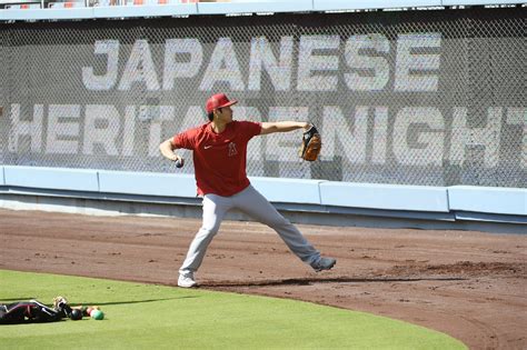 Shohei Ohtani Dodgers signing tracker - True Blue LA