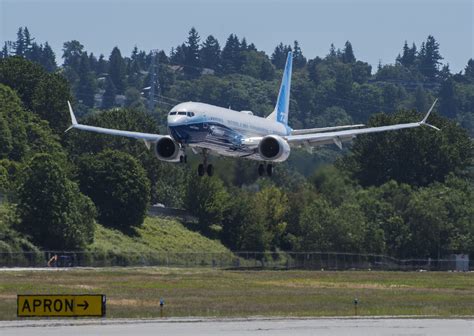 Boeing Completes Successful 737-10 MAX First Flight