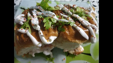 Samosa Pav Recipe | Creamy Grilled Samosa Pav recipe | Mumbai style ...