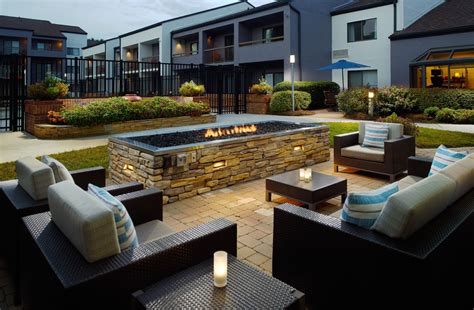 Courtyard by Marriott Raleigh Midtown | Raleigh, NC 27609