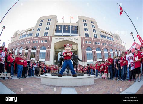 Lincoln, NE. USA. 12th Sep, 2015. Nebraska Cornhuskers mascot Herbie poses before an NCAA ...