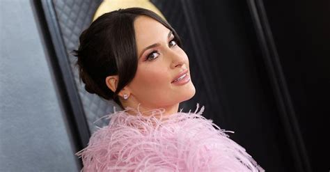 Kacey Musgraves's Grammys Dress Is Pink Perfection | Who What Wear UK