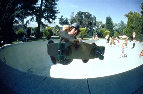 Dogtown and Z Boys (2001) review by The Documentalist