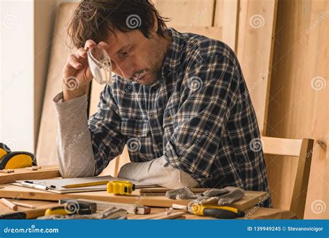 Carpenter Planning DIY Project in Woodwork Workshop Stock Image - Image of artisan, male: 139949245