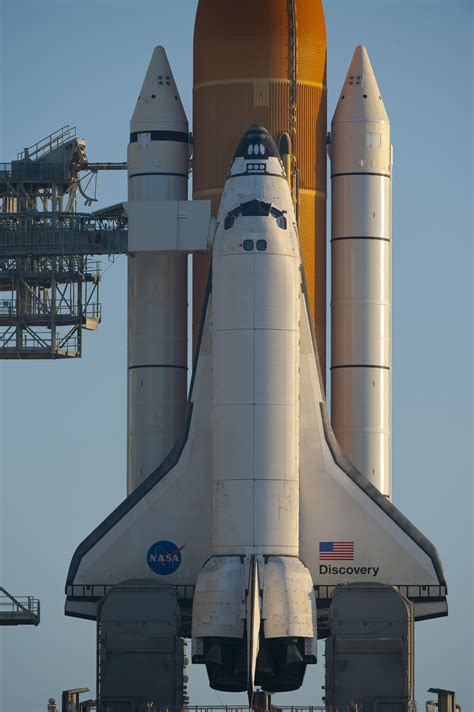 ESA - Space Shuttle Discovery on the launch pad