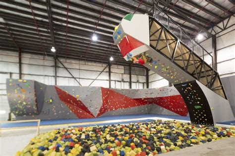 Hoosier Heights Indianapolis | Rock climbing gym, Bouldering, Rock climbing