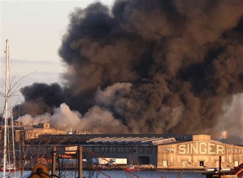 Smoke from massive fire at industrial complex in Elizabeth, N.J., impacts Staten Island: ‘It’s ...