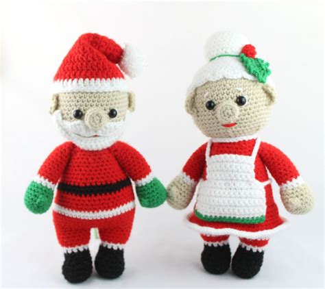 Santa Claus Amigurumi - Free Crochet Pattern - StringyDingDing