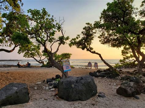 Kohanaiki Beach Park (Pine Trees Surfing Beach), Kailua-Kona - Hawaii Beaches