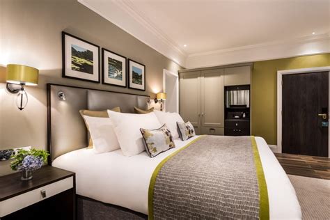 Taj Hotels unveils newly refurbished Premium Rooms at St. James’ Court - SPACE | International ...