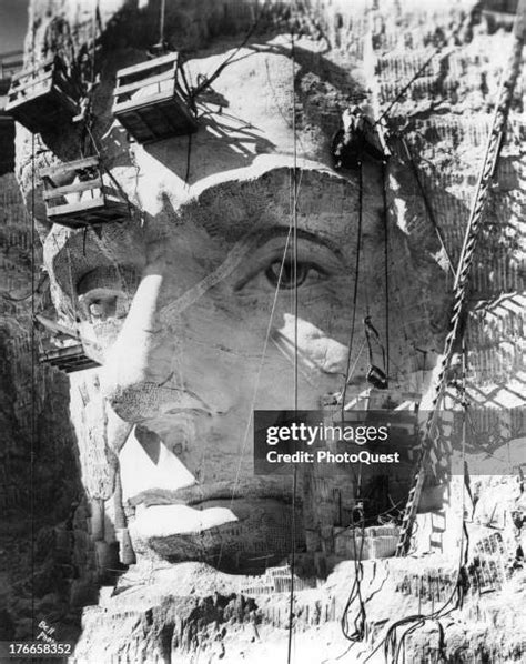 Mt Rushmore Construction Photos and Premium High Res Pictures - Getty Images