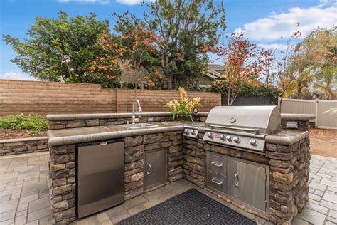 Prefab Outdoor Kitchen Island – Things In The Kitchen