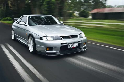 400R Street Style! - Nissan Skyline R33 GTR | NZ Performance Car