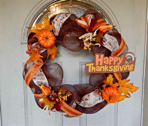 Thanksgiving Wreaths You Can Easily DIY