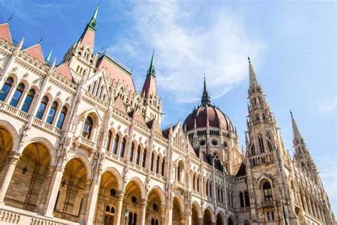 Budapest Parliament 45-Minute Guided Tour | GetYourGuide