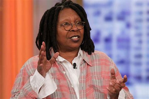 Whoopi Goldberg Explains Why She Has No Eyebrows