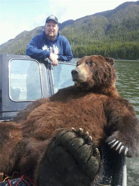 Steve West Smashes Long Standing Boone & Crockett Grizzly Record with Muzzleloader | OutdoorHub