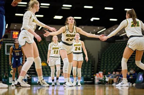 Big Fourth Quarter Lifts NDSU Women’s Basketball Past Kansas City, 86-75 | Bison 1660 AM