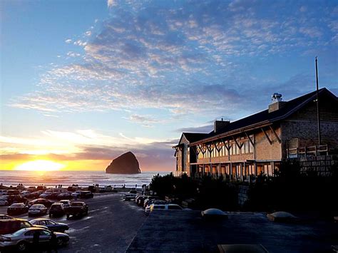 Top 18 Luxury Hotels in Oregon Coast - Sara Lind's Guide