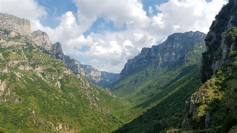 Vikos Gorge, Pindus Greece [3725x2095] : r/EarthPorn