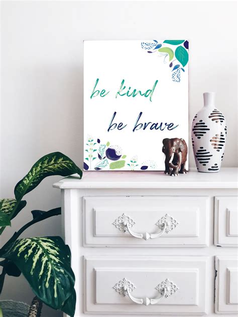 Be Kind Wall Art PRINTABLE Hand Drawn Floral inspirational - Etsy España