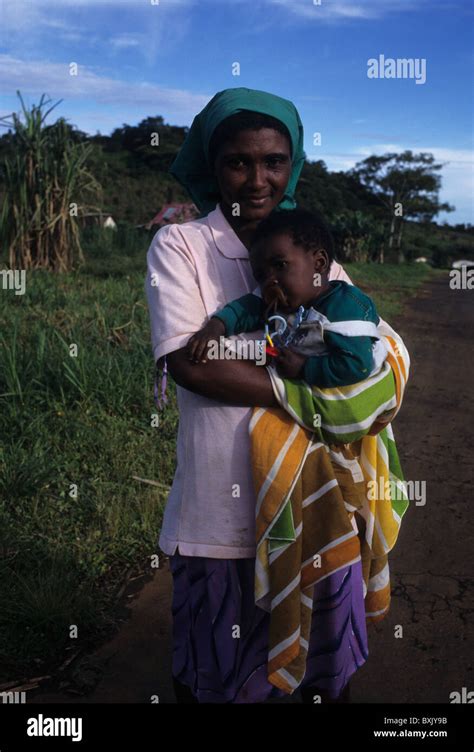 Bubi women and baby MOCA South Bioko Island EQUATORIAL GUINEA Stock Photo - Alamy