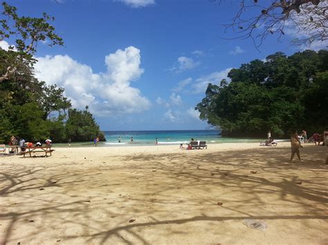 Frenchman’s Cove Jamaica: The Most Beautiful Beach You’ve Seen