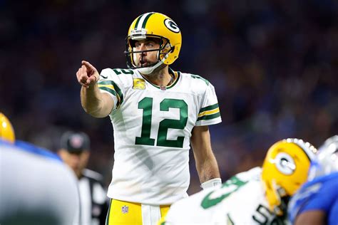 NFL analyst expects Aaron Rodgers to return for 2023