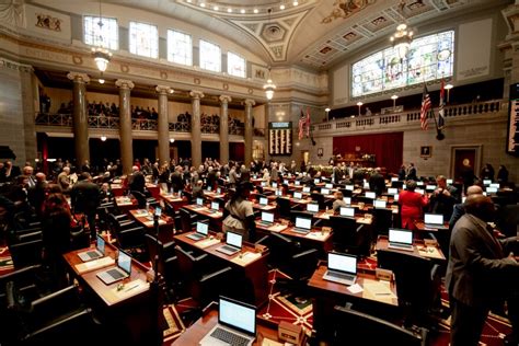 Missouri legislature passes bill that eliminates state tax on Social ...