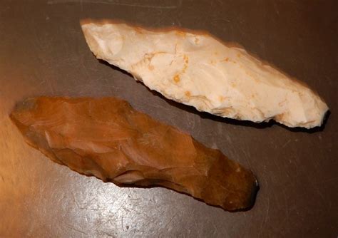 Prehistoric, Neolithic Flint Spear points, 11 cm - (2) - Catawiki