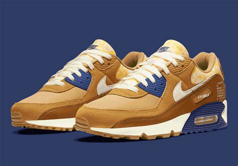 Nike Air Max 90 SE Chutney CT1688-700 Release | SneakerNews.com