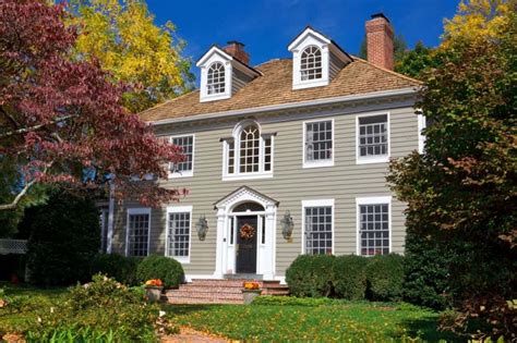 Colonial House Style With Windows : Timeless Colonial House Style Brown Roof Houses, Brown Roofs ...