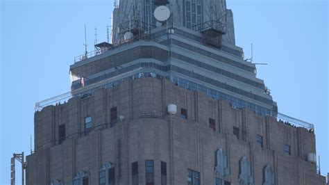 The Empire State Building observation deck, from a Park Avenue rooftop [OC] : nycpics