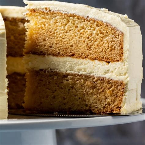 Eggless Vanilla Cake - Gimme That Flavor