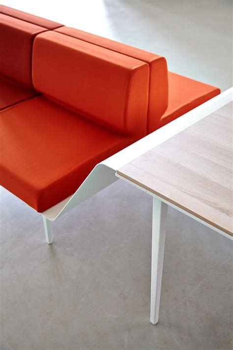 LONGO DESK - Coffee tables from actiu | Architonic