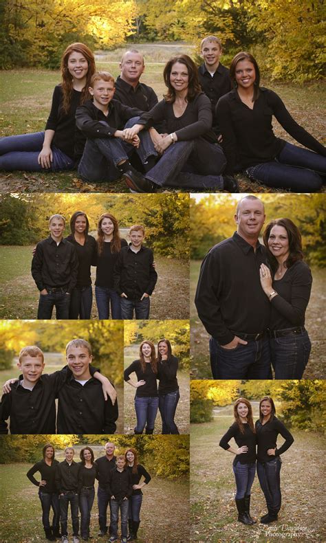 Fall family photos. Older children. Poses. Outfits. Love it ...