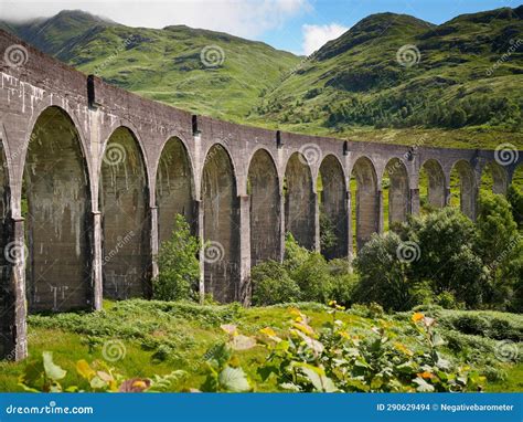 The Glenfinnan Viaduct editorial stock image. Image of kingdom - 290629494