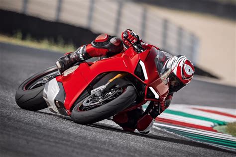 Ducati Panigale V4 announced: 226-horsepower MotoGP beast to hit the road