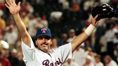 Rafael Palmeiro, 53, wants to make it back to MLB