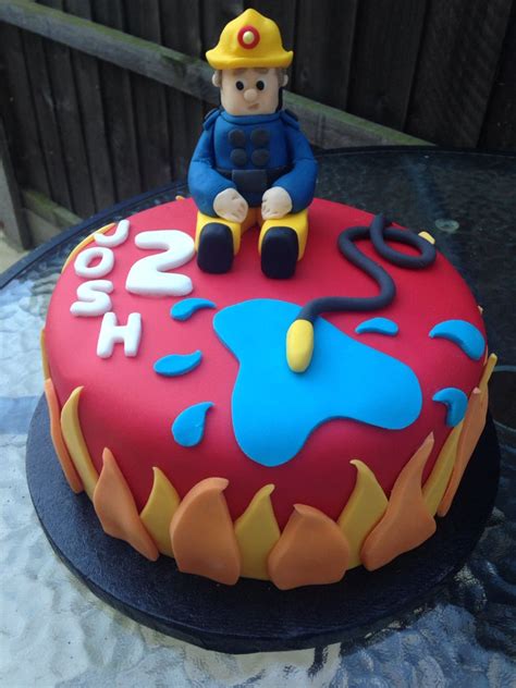 Fireman Sam Cake! | Tortas, Pastel de cumpleaños, Cumpleaños de bombero