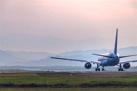 Sendai Airport Stock Photos, Pictures & Royalty-Free Images - iStock