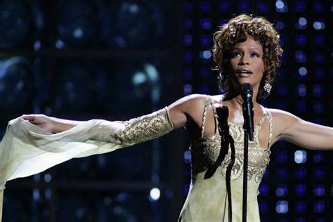 Whitney Houston shines bright on 'Live' - HoustonChronicle.com