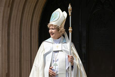 Ruth Woodliff-Stanley consecrated the 15th bishop of the Diocese of South Carolina – Episcopal ...