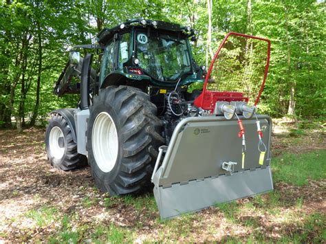 Equipement Forestier Valtra