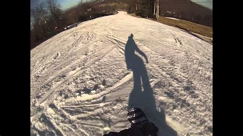 Ski Roundtop early winter snowboarding - YouTube