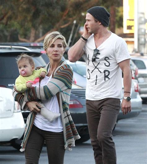 Chris Hemsworth & Family - Chris Hemsworth Photo (34125403) - Fanpop